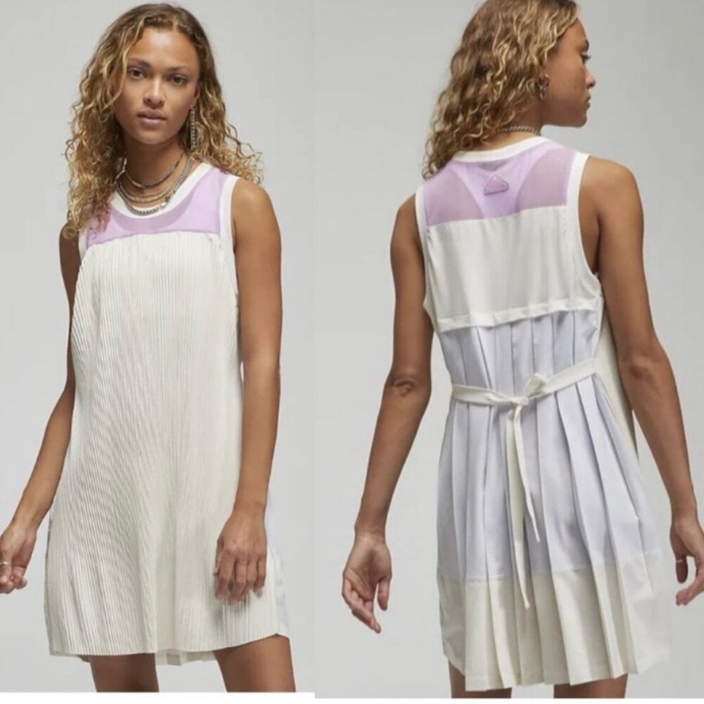 Nike Jordan Sport Dress Womens 2X Pleated Accordion 23 Engineered White Purple